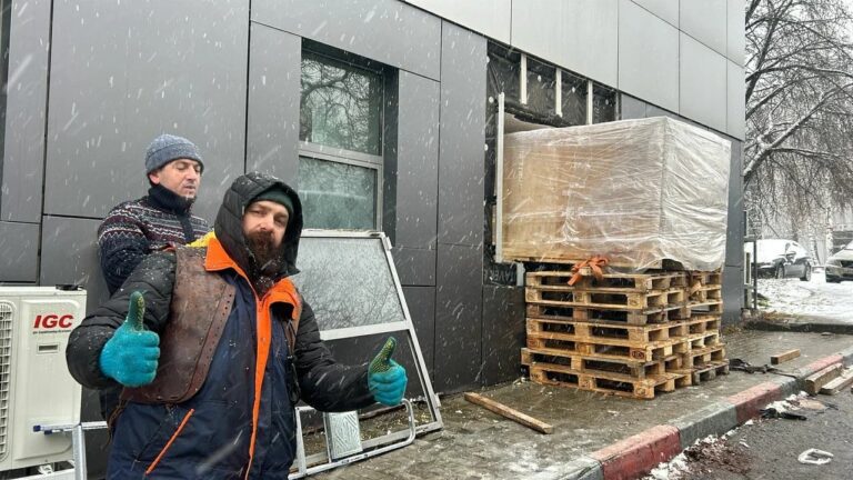 Подача в окно принтера 380 кг